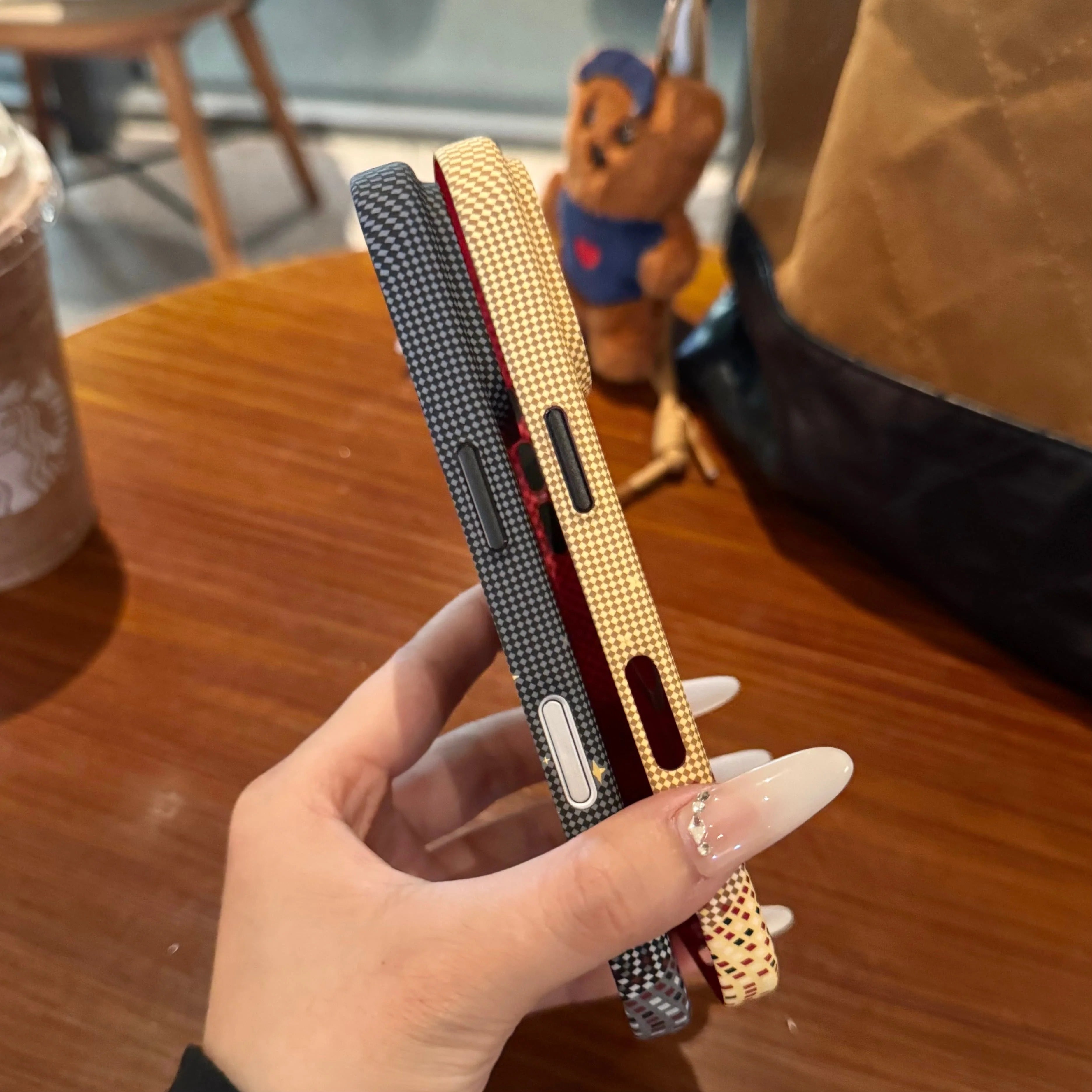 Luxury Kevlar Carbon Fiber Magnetic Case iPhone 17 Pro Max
